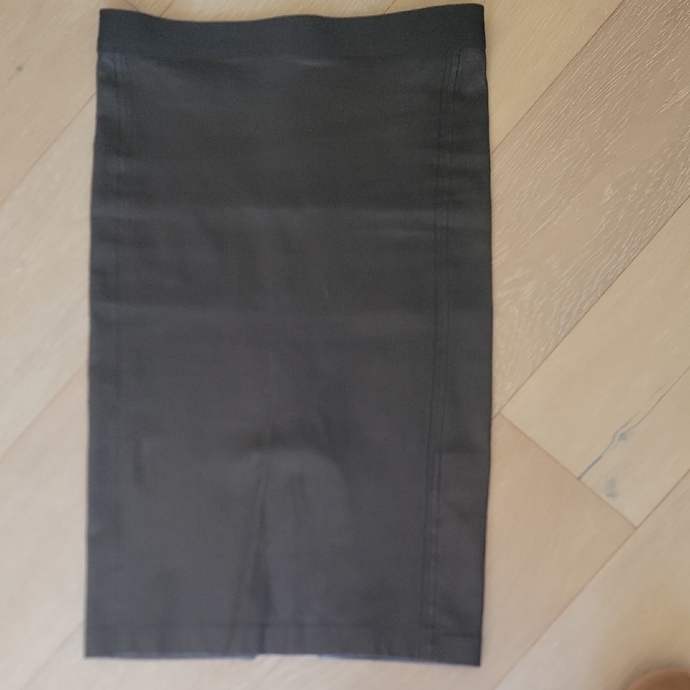 Helmut Lang Lamb Leather Pencil Stretch Skirt, Size 0